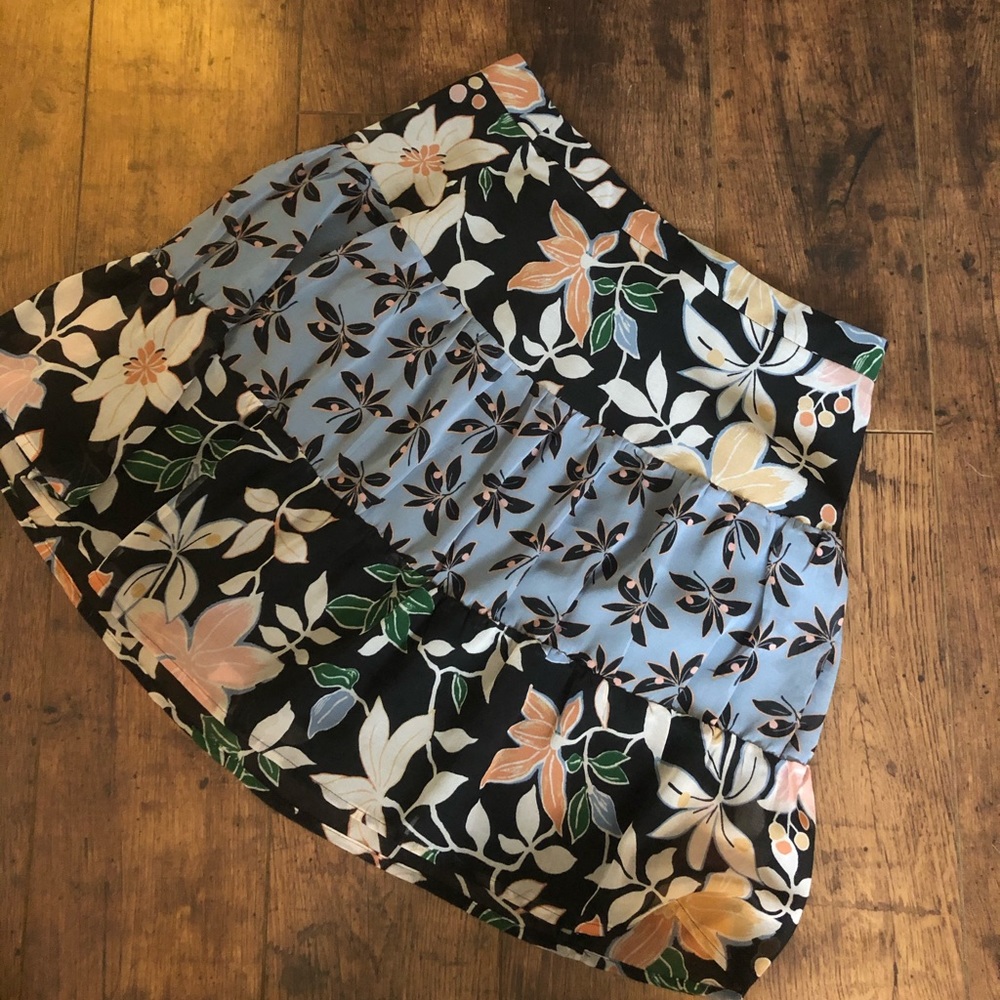 Loft skirt
